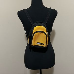 VINTAGE Gameboy carrier